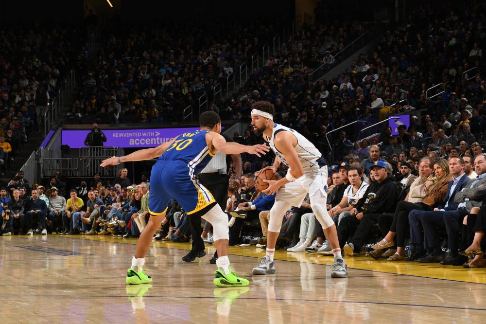 牢牢掌握在 牢牢掌握在