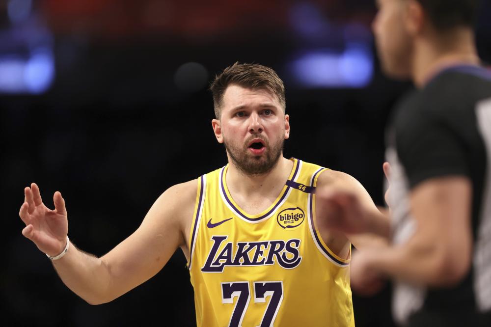 示与体育产 示与体育产