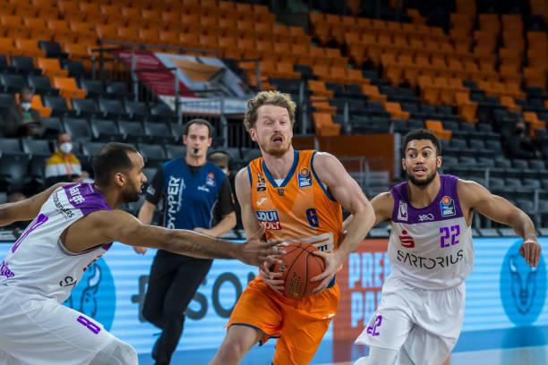 在关键局中 在关键局中