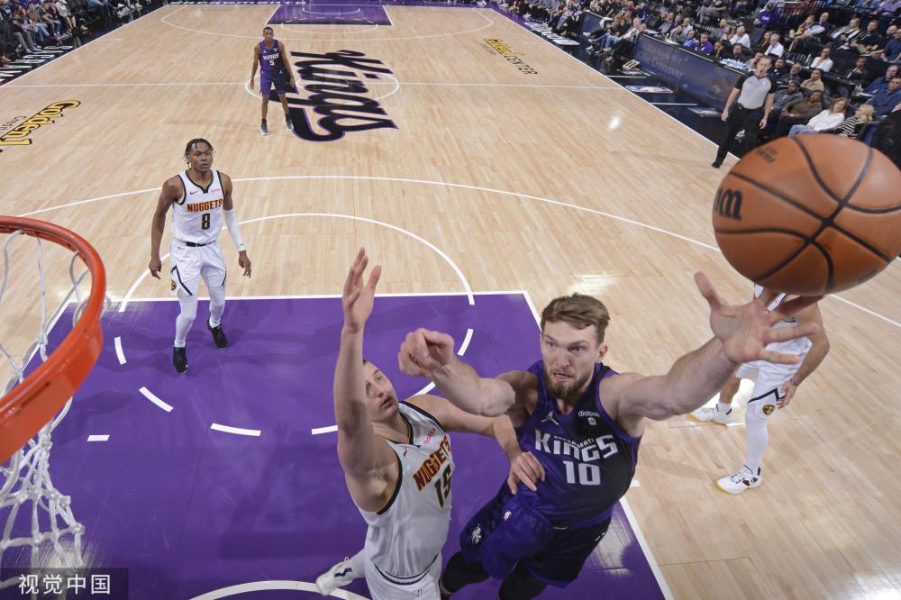 内两次进球 内两次进球